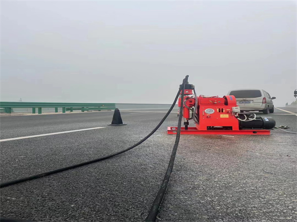 珙县马路路基路面开裂下沉注浆加固灌浆