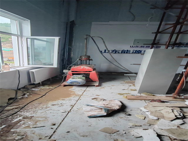 珙县地基基础下沉墙体裂缝加固注浆顶升施工